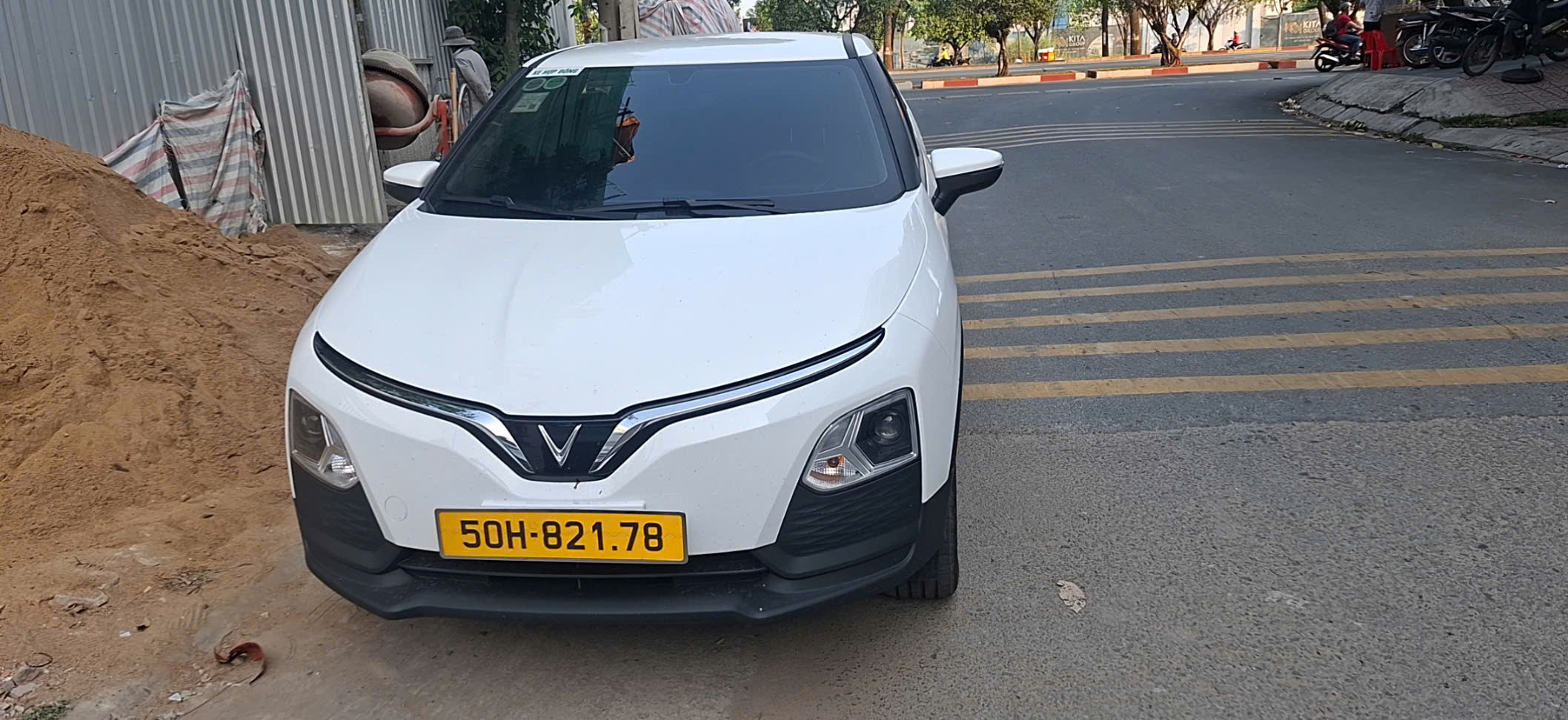 z73533765934169c3079e94a1665d2abcd45784a4dcc29